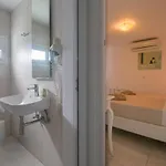 Gelos House 4* אורנוס