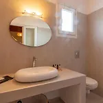מלון דירות Gelos House