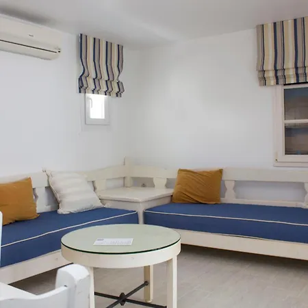 מלון דירות Gelos House 4*