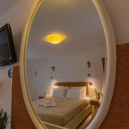 Gelos House מלון דירות אורנוס