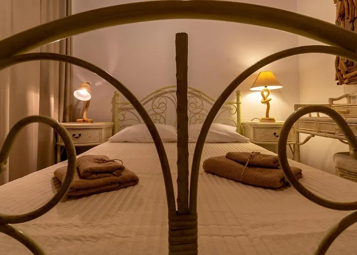 Gelos House מלון דירות 4*