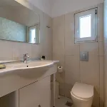 Gelos House 4*