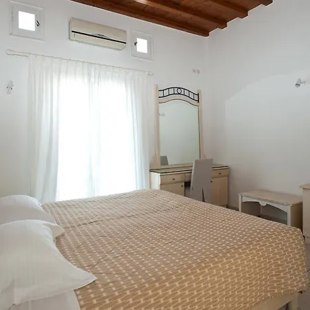 Gelos House Ornos (Mykonos)