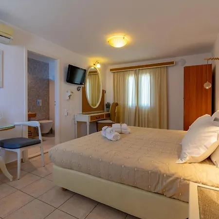 Gelos House Aparthotel Ornos (Mykonos)