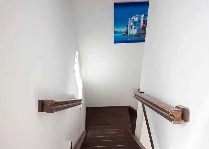 Apart Otel Gelos House