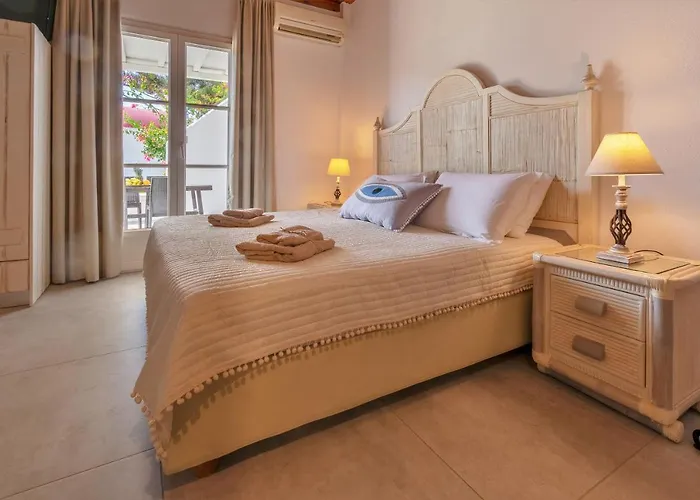 Gelos House Apart-hotel