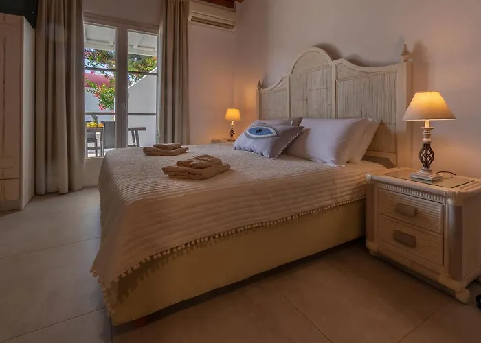 Apart-hotel Gelos House