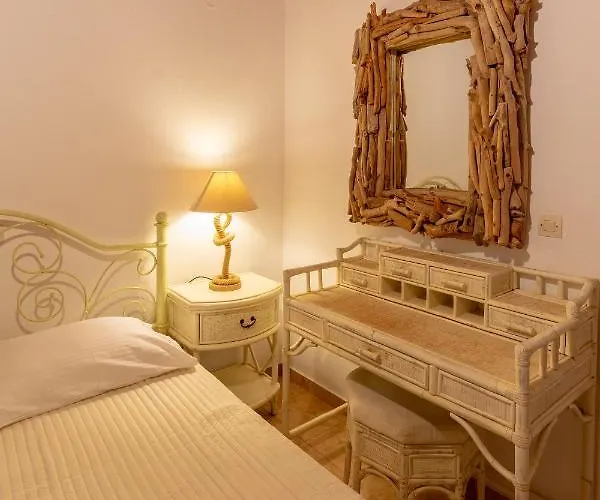 Gelos House Apart-hotel