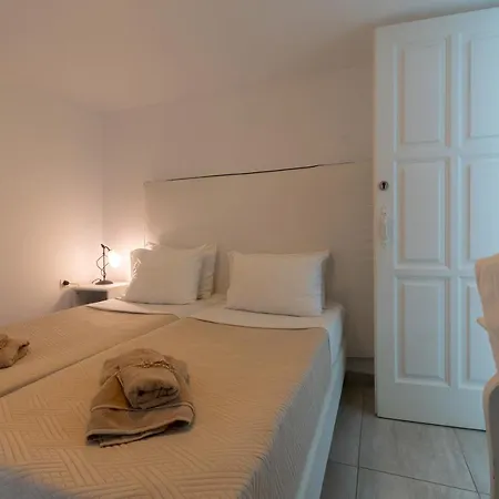 Apartahotel Gelos House 4*